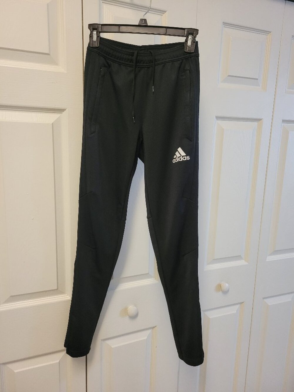 Adidas Climate size XS. Preowned in very good condition